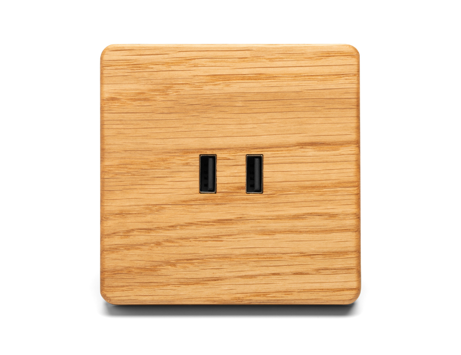 Houten contactdoos met 2 USB-aansluitingen