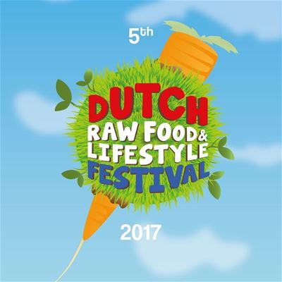 Raw top chef Russell James toont zijn kunsten op het 5e Dutch Rawfood & Lifestyle Festival 