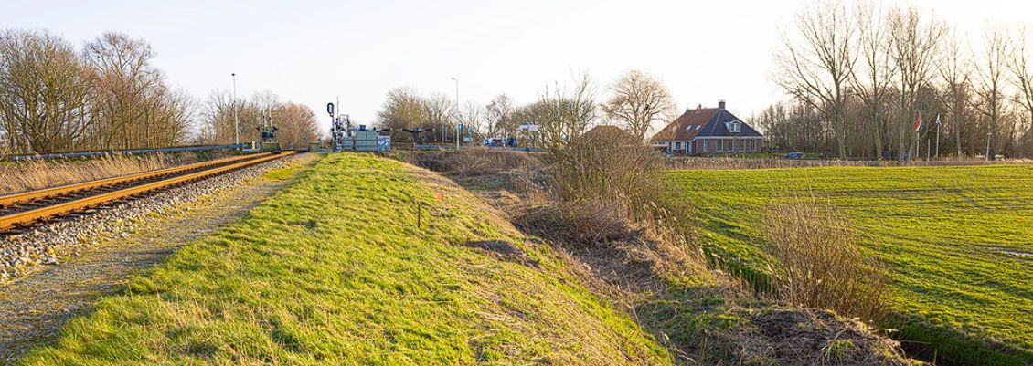 ProRail Niederlande stellt das Sprühen von Glyphosat entlang der Gleise ein